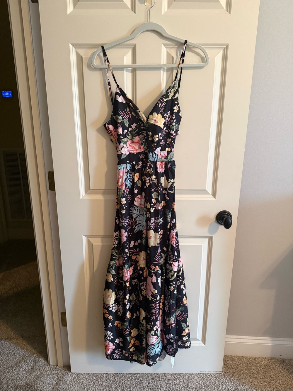 Cupshe Black Floral V-Neck Spaghetti-Strap Maxi Dress (100)